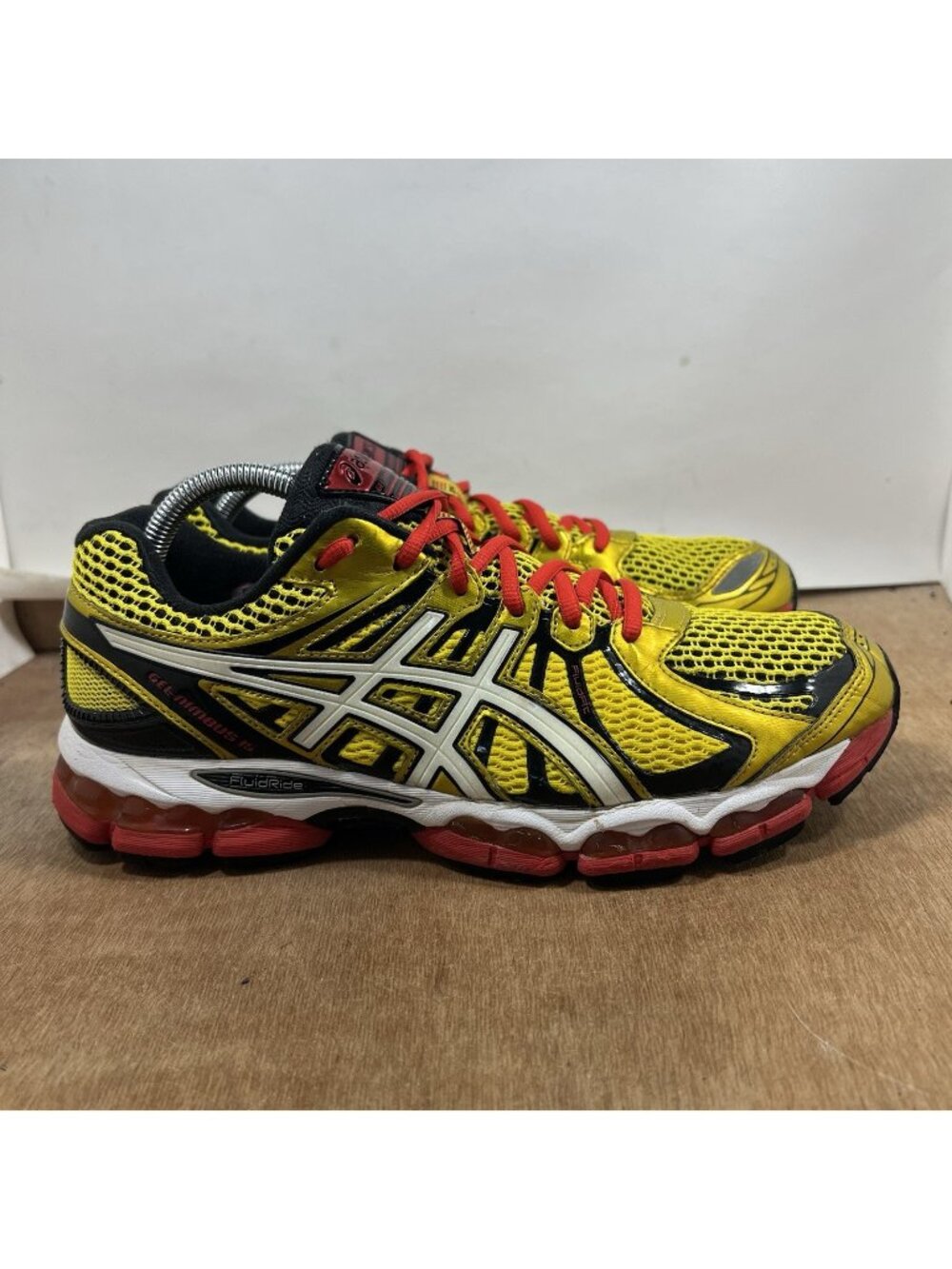 ASICS GEL Nimbus 15 Men Size 9.5 Shoe Running Sneakers Gold Black Red White